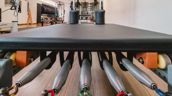 Què és el Pilates amb màquines i per què és tan efectiu? Què és el Pilates amb màquines i per què és tan efectiu?